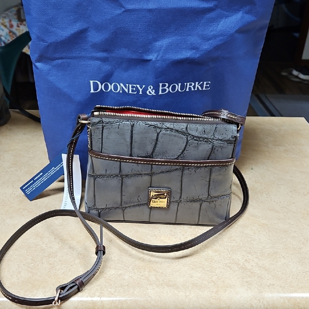 Dooney & Bourke Croc Embossed Crossbody Gray 9"x7"x2.5", NWT